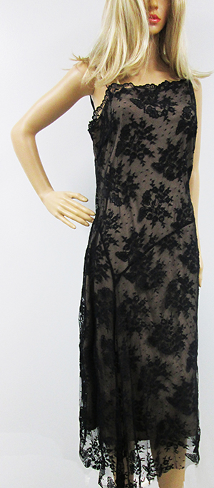 BCBGMAXAXRIA/Black Lace Dress