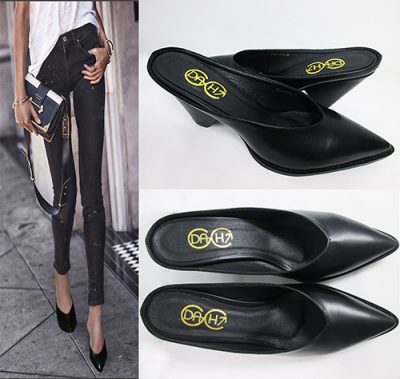 Rome Style Pointed Toe Pumps