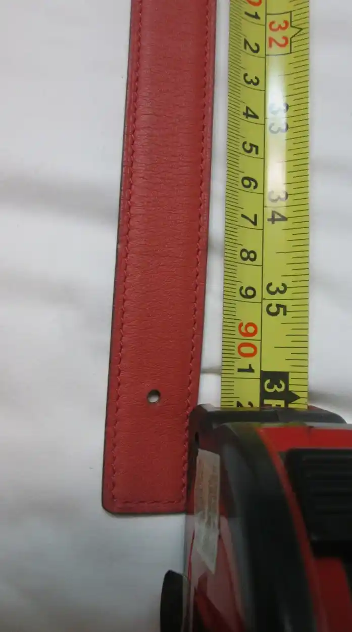 Hermes H Guillochee belt buckle & Reversible leather strap 32 mm